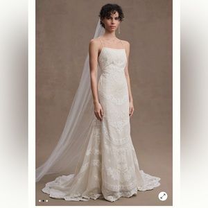 NWT Beauvoire Chapel Veil by Madeleine Fig (BHLDN) in Ivory